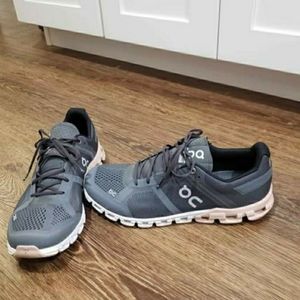 Women's On Cloudflow Running Shoes